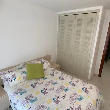Mar Apartment *